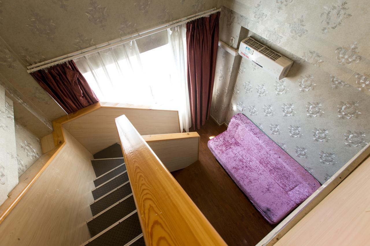 Qingdao Fu Yong Hotel Екстер'єр фото